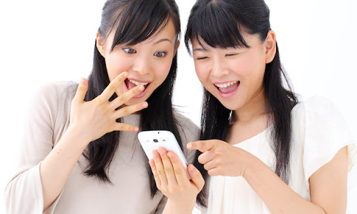写真に写り込んだ不要なものを消去する「消しゴムマジック」を活用しよう